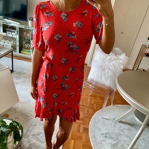 RED FLORAL PRINT MINI DRESS